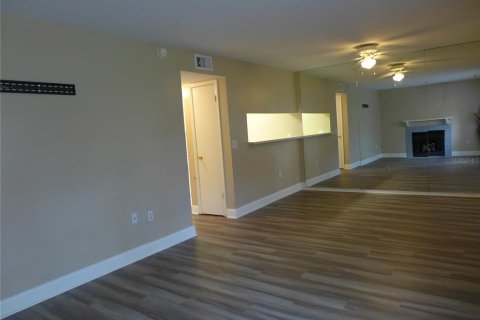 Copropriété à vendre à Tampa, Floride: 2 chambres, 84.73 m2 № 1352935 - photo 14