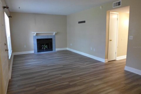 Copropriété à vendre à Tampa, Floride: 2 chambres, 84.73 m2 № 1352935 - photo 3