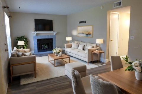 Condo in Tampa, Florida, 2 bedrooms  № 1352935 - photo 2