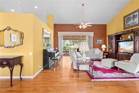 Casa en venta en Spring Hill, Florida, 3 dormitorios, 203.55 m2 № 1352812 - foto 9