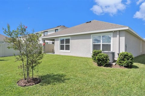 Villa ou maison à vendre à Zephyrhills, Floride: 4 chambres, 169.83 m2 № 1352879 - photo 16