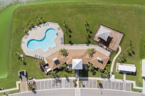 Villa ou maison à vendre à Zephyrhills, Floride: 4 chambres, 169.83 m2 № 1352879 - photo 20