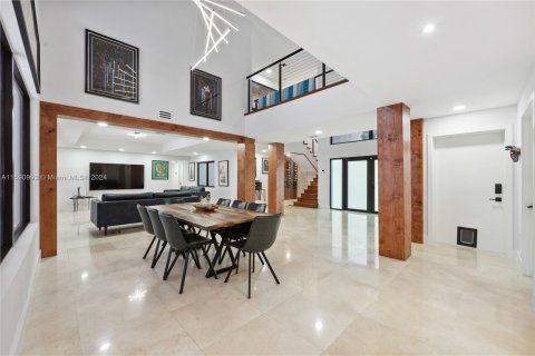 Villa ou maison à vendre à Miami Lakes, Floride: 5 chambres, 348.29 m2 № 1185960 - photo 30