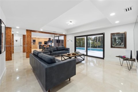 Villa ou maison à vendre à Miami Lakes, Floride: 5 chambres, 348.29 m2 № 1185960 - photo 4