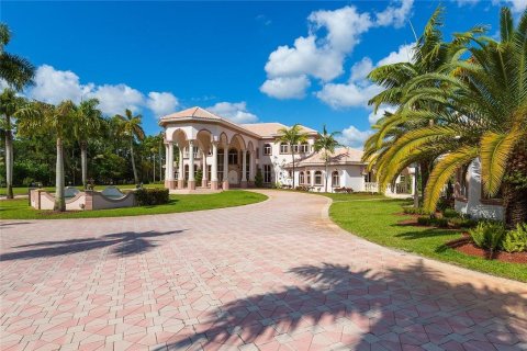 Купить виллу или дом в Бока-Ратон, Флорида 6 спален, 972.78м2, № 114748 - фото 2