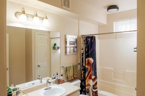 Condo in Orlando, Florida, 1 bedroom  № 1317364 - photo 26