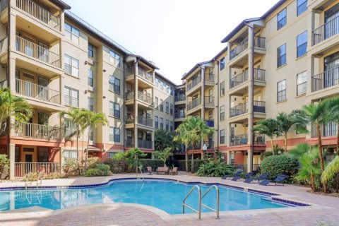 Condo in Orlando, Florida, 1 bedroom  № 1317364 - photo 1