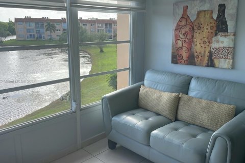 Condominio en venta en Sunrise, Florida, 2 dormitorios, 78.97 m2 № 1332040 - foto 20