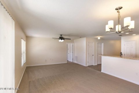 Villa ou maison à louer à Jacksonville, Floride: 3 chambres, 140.1 m2 № 835685 - photo 8