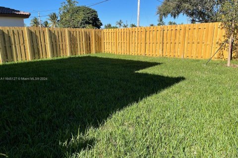 Villa ou maison à louer à Miami, Floride: 3 chambres, 150.87 m2 № 1345011 - photo 26