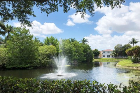 Villa ou maison à vendre à Fort Lauderdale, Floride: 4 chambres, 273.13 m2 № 1180655 - photo 23