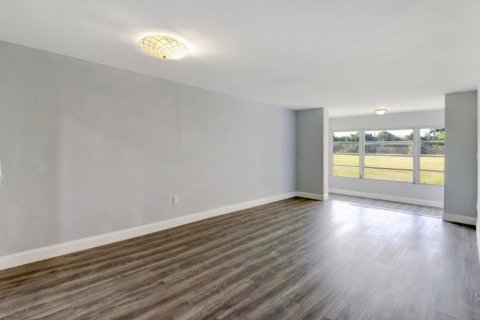 Copropriété à vendre à Sunrise, Floride: 1 chambre, 64.75 m2 № 1175255 - photo 30