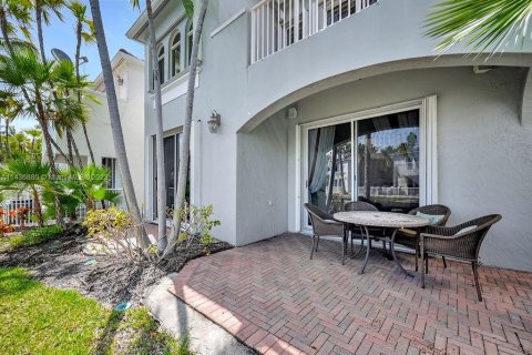 Villa ou maison à vendre à Aventura, Floride: 3 chambres, 215.07 m2 № 670123 - photo 8