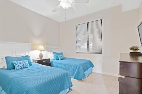 Condo in Bradenton, Florida, 2 bedrooms in LAKEWOOD NATIONAL  № 743146 - photo 18