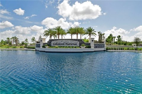 Condominio en alquiler en Bradenton, Florida, 2 dormitorios, 104.14 m2 № 743146 - foto 1