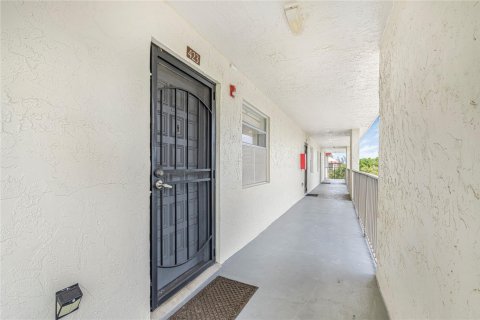 Copropriété à vendre à Lauderdale Lakes, Floride: 1 chambre, 65.5 m2 № 1231445 - photo 8