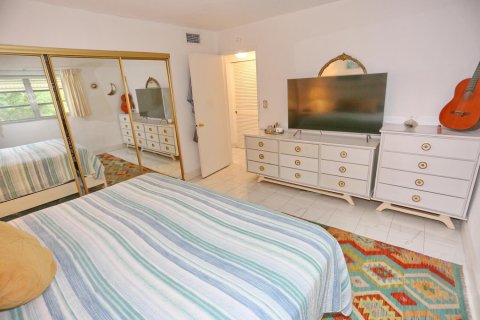 Condominio en venta en Hollywood, Florida, 1 dormitorio, 57.6 m2 № 890452 - foto 28
