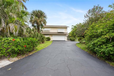 Villa ou maison à vendre à Highland Beach, Floride: 4 chambres, 323.67 m2 № 1103859 - photo 2