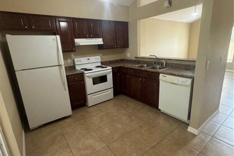 Duplex à vendre à Orlando, Floride: 2 chambres, 96.71 m2 № 1152875 - photo 6