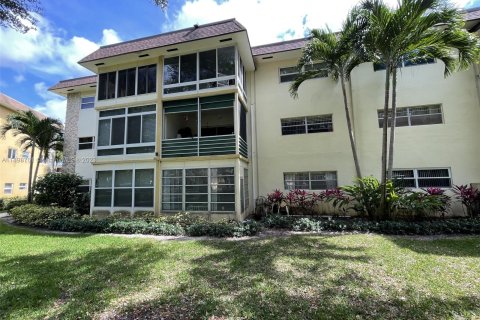 Condominio en venta en Lauderdale Lakes, Florida, 2 dormitorios, 87.7 m2 № 883207 - foto 13