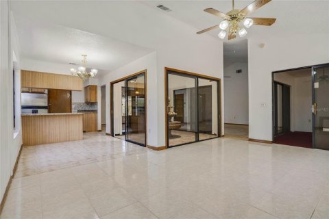 Villa ou maison à vendre à Kissimmee, Floride: 3 chambres, 223.06 m2 № 1265421 - photo 7