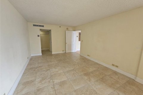 Condominio en alquiler en Orlando, Florida, 2 dormitorios, 123 m2 № 1343637 - foto 21