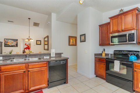 Casa en venta en Davenport, Florida, 5 dormitorios, 156.08 m2 № 1197593 - foto 12