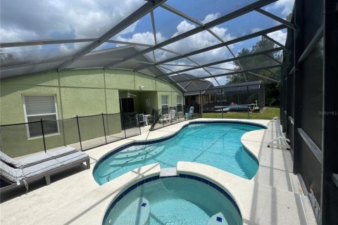 House in Davenport, Florida 5 bedrooms, 156.08 sq.m. № 1197593 - photo 9