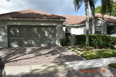 Villa ou maison à vendre à Weston, Floride: 3 chambres, 120.03 m2 № 1423173 - photo 1