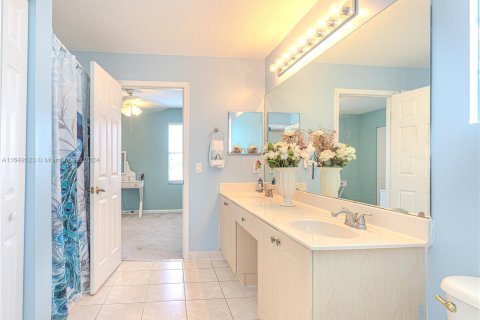 Casa en venta en West Palm Beach, Florida, 3 dormitorios, 199.93 m2 № 1331945 - foto 22