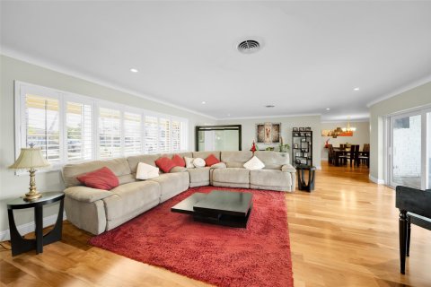Casa en venta en Pompano Beach, Florida, 4 dormitorios, 219.81 m2 № 848243 - foto 16
