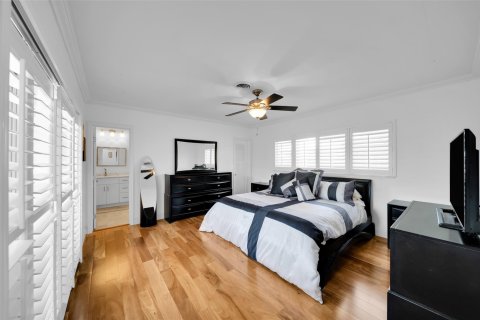 Casa en venta en Pompano Beach, Florida, 4 dormitorios, 219.81 m2 № 848243 - foto 9