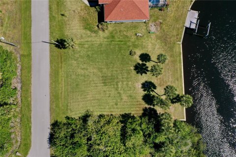 Terreno en venta en Port Charlotte, Florida № 1122495 - foto 4