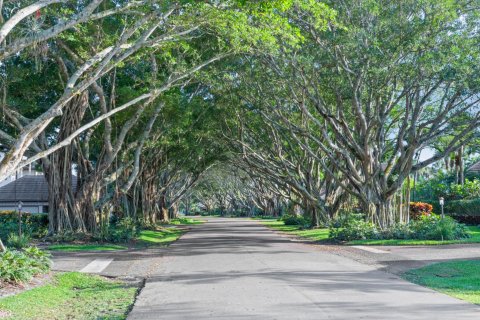 Condo in Wellington, Florida, 4 bedrooms  № 1142312 - photo 13