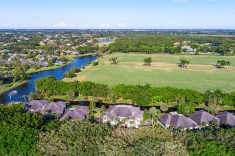 Condo in Wellington, Florida, 4 bedrooms  № 1142312 - photo 24