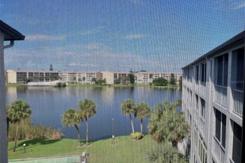 Condominio en venta en Bradenton, Florida, 1 dormitorio, 71.35 m2 № 1354839 - foto 12