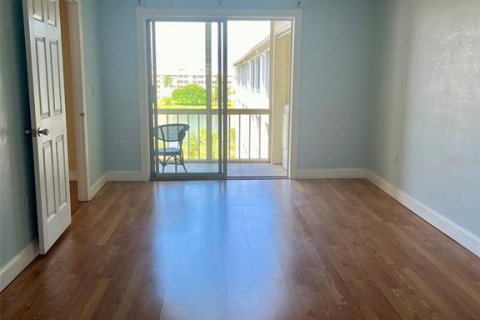 Condominio en venta en Bradenton, Florida, 1 dormitorio, 71.35 m2 № 1354839 - foto 15