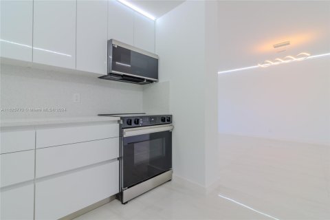 Copropriété à vendre à Hallandale Beach, Floride: 2 chambres, 116.13 m2 № 1272631 - photo 5