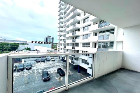 Studio in the Condo in Miami Beach, Florida  № 1188238 - photo 28