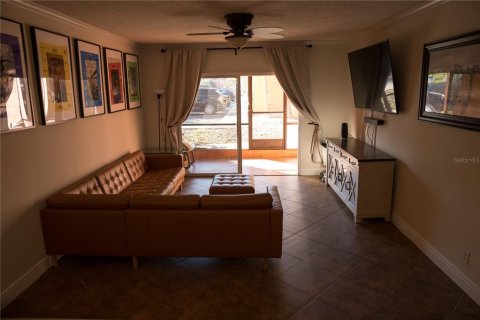 Condominio en venta en Orlando, Florida, 3 dormitorios, 109.72 m2 № 917599 - foto 6