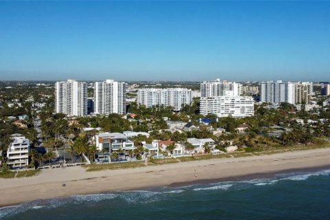 Condo in Fort Lauderdale, Florida, 2 bedrooms  № 1207973 - photo 4