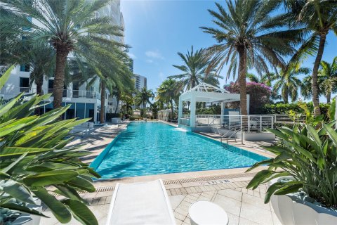 Copropriété à vendre à Fort Lauderdale, Floride: 2 chambres, 118.36 m2 № 1207973 - photo 13