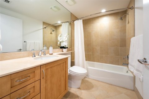 Condo in Fort Lauderdale, Florida, 2 bedrooms  № 1207973 - photo 26