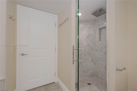 Copropriété à vendre à Sunny Isles Beach, Floride: 3 chambres, 225.75 m2 № 1355482 - photo 21