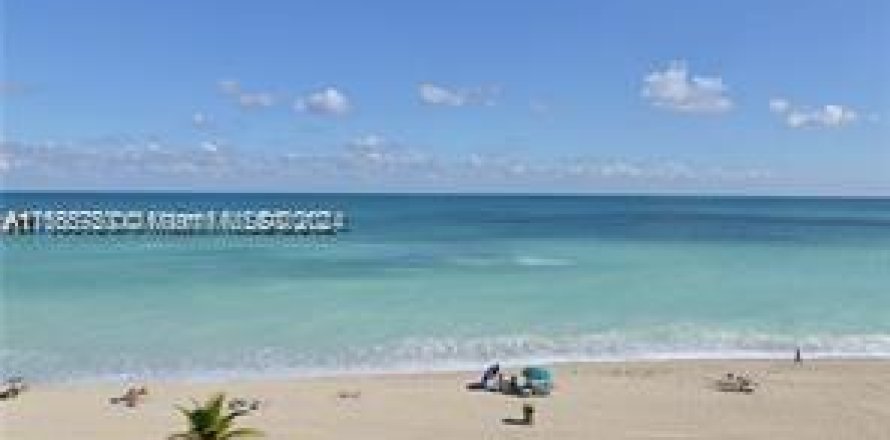 Condo à Sunny Isles Beach, Floride, 3 chambres  № 1355482