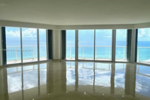 Copropriété à vendre à Sunny Isles Beach, Floride: 3 chambres, 225.75 m2 № 1355482 - photo 5