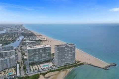 Condominio en venta en Fort Lauderdale, Florida, 2 dormitorios, 174.66 m2 № 1171700 - foto 20