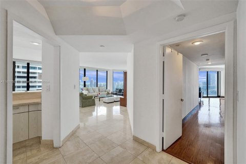 Condo in Aventura, Florida, 3 bedrooms  № 1294958 - photo 23