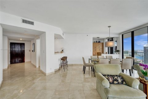 Copropriété à vendre à Aventura, Floride: 3 chambres, 199.74 m2 № 1294958 - photo 16