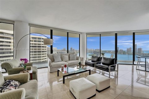 Condominio en venta en Aventura, Florida, 3 dormitorios, 199.74 m2 № 1294958 - foto 12